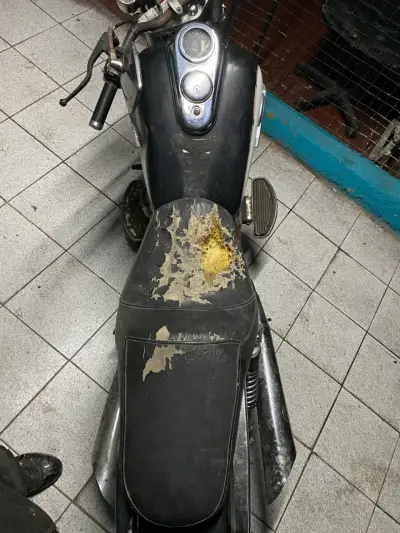 Motocicleta clásica para reponer - miniatura 6