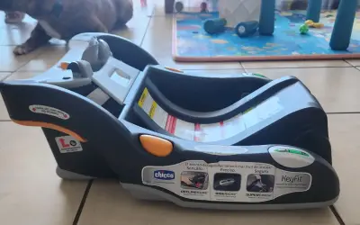 Coche de bebé marca Chicco - miniatura 3