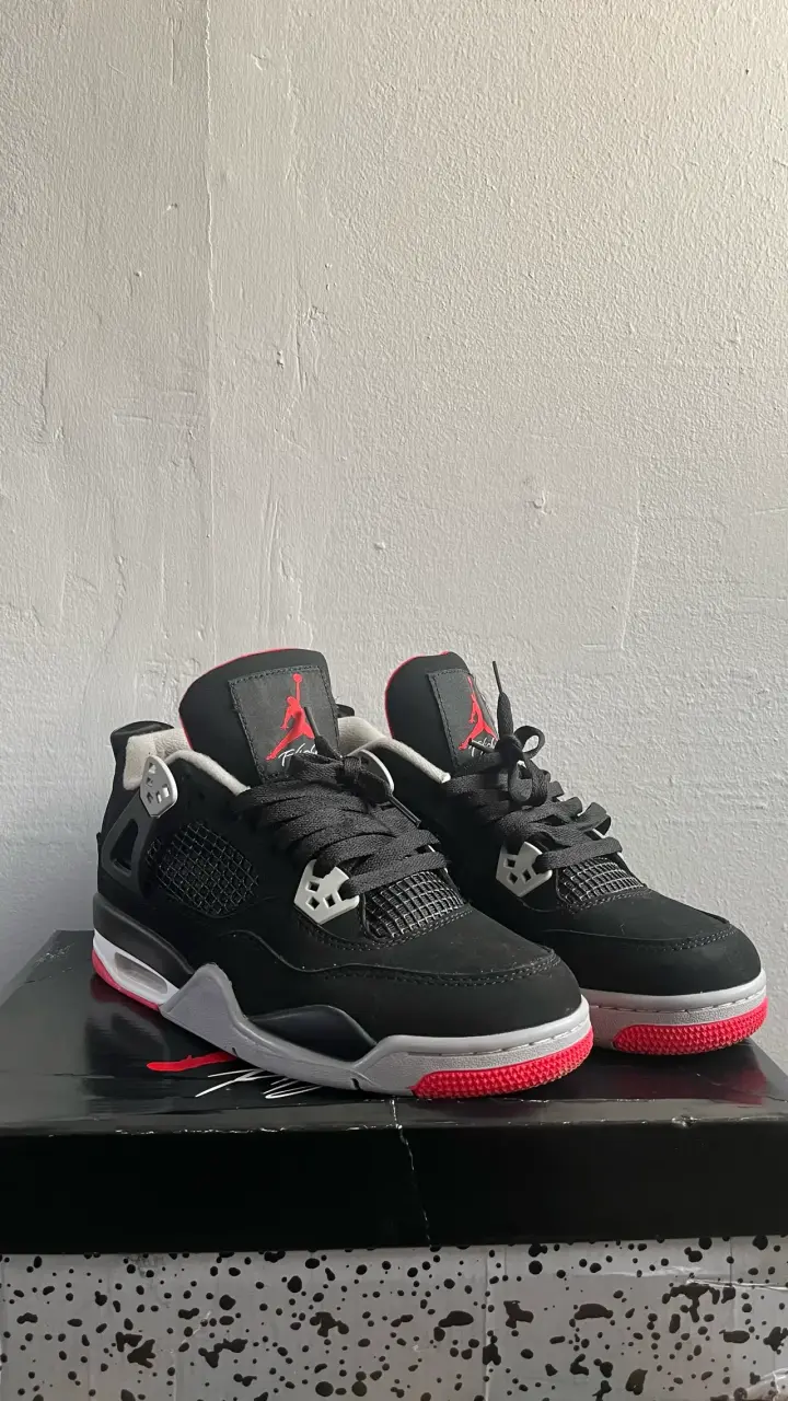 Zapatillas Jordan retro 4 - 1