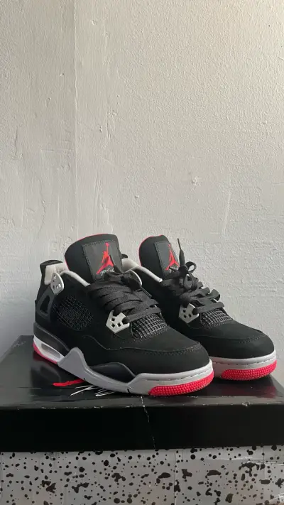 Zapatillas Jordan retro 4 - miniatura 1