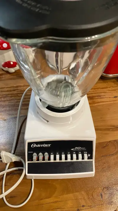 Licuadora Osterizer 10 velocidades - miniatura 1