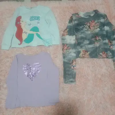 Polera estampada estilo anime - miniatura 1