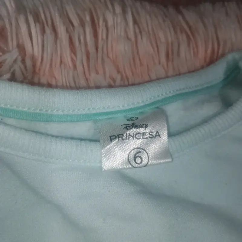 Polera estampada estilo anime - 4