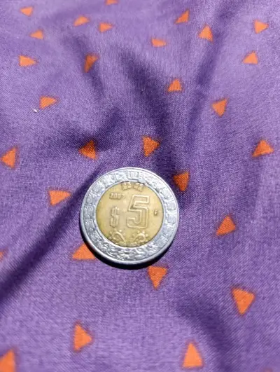 Moneda mexicana de $5 - miniatura 1