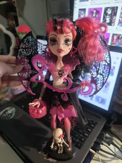 Draculaura Ghouls Rule (2012) Original - miniatura 1