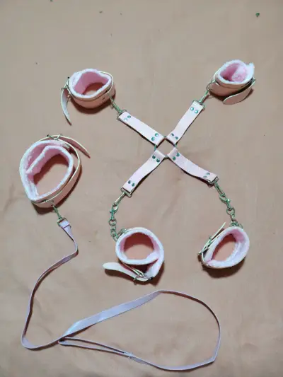 Set de accesorios BDSM rosado - miniatura 6
