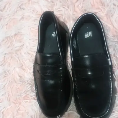 Zapatos escolares negros para niños - miniatura 3