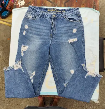 Jeans azules desgastados T44 - miniatura 2