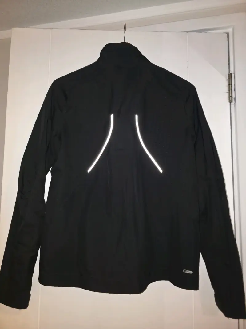 Chaqueta deportiva negra Puma - 2
