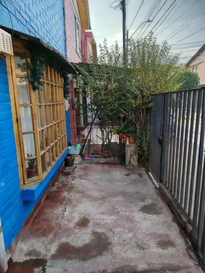 Vende su dueño casa de 2 pisos sólida - miniatura 1