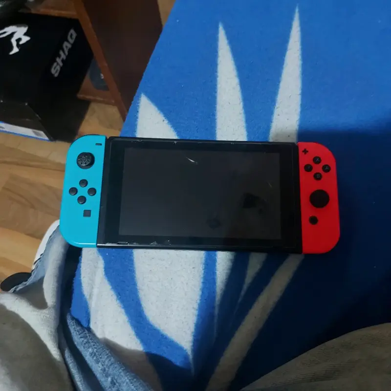 Nintendo switch con 2 detalles precio conversablr - 1
