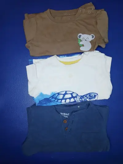 Lote de poleras y buzos para niño - miniatura 2