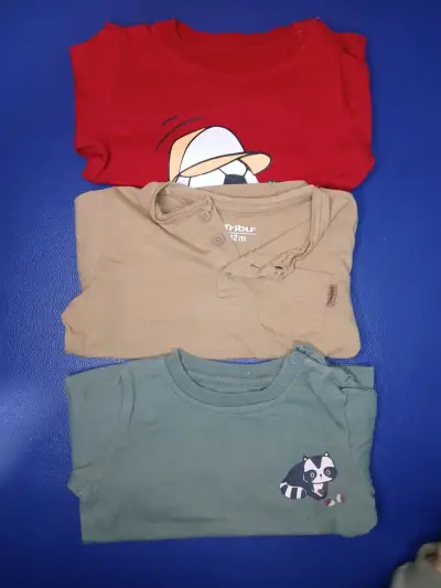 Lote de poleras y buzos para niño - miniatura 4