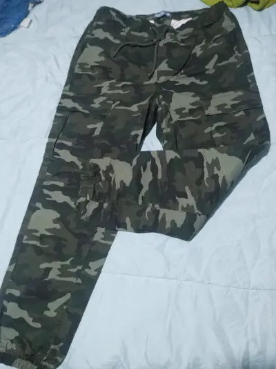 Pantalón camuflaje verde militar - miniatura 1