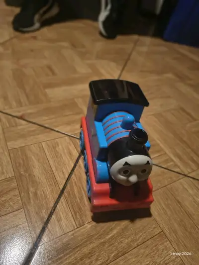 Tren de juguete thomas - miniatura 3