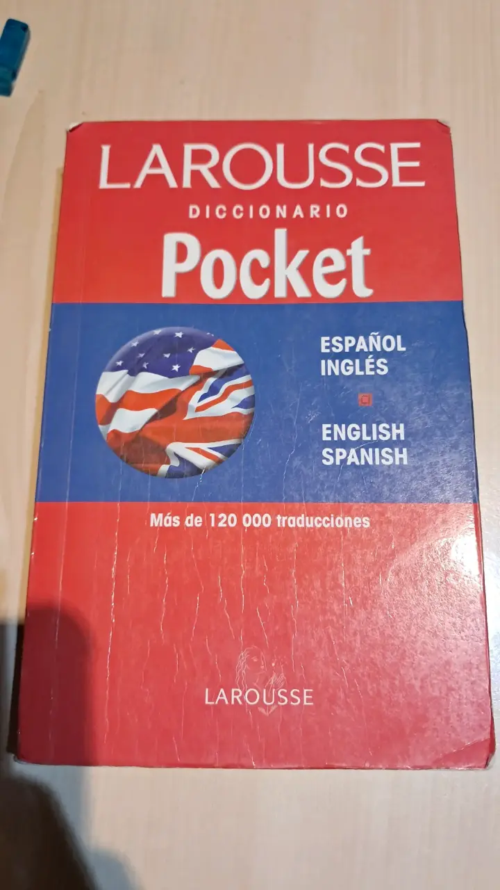 Diccionario Larousse Pocket - 1