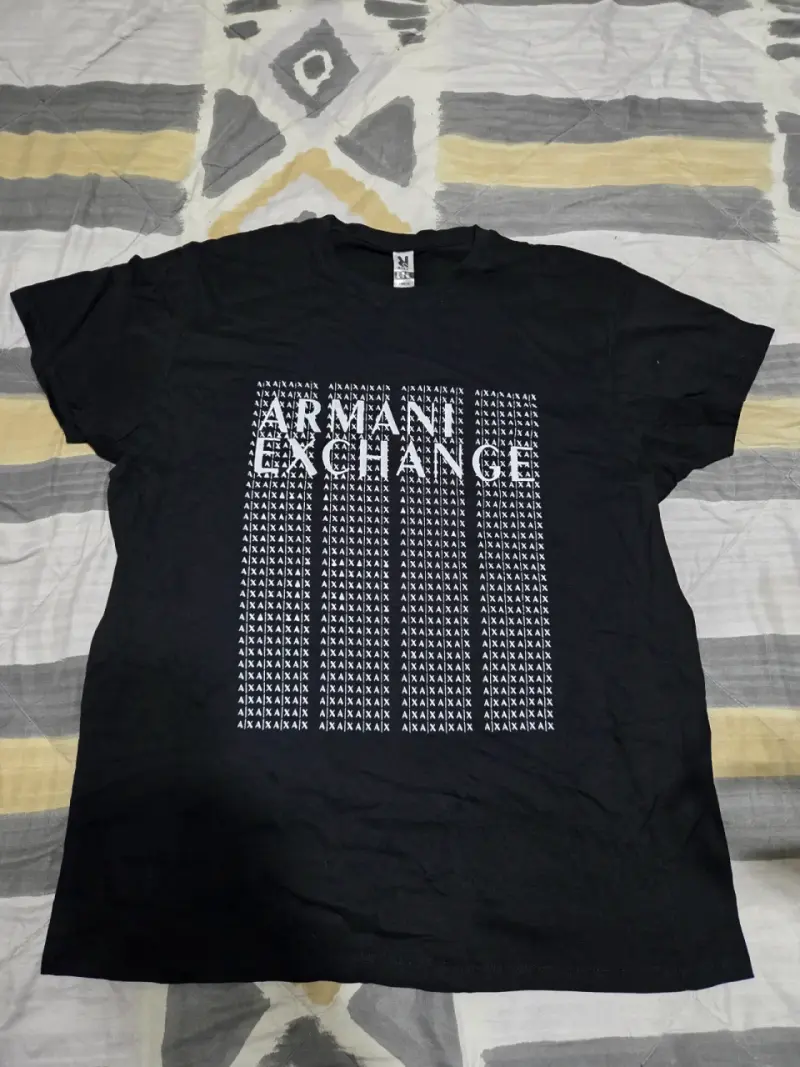 Polera negra