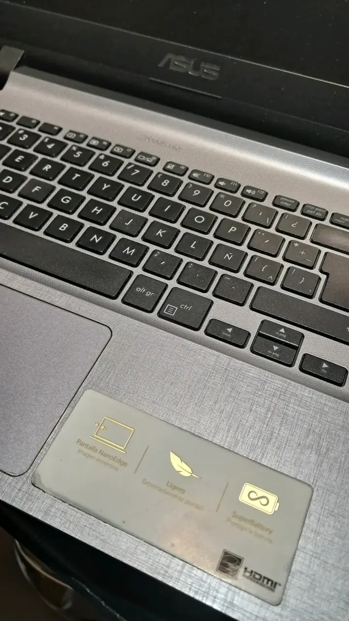 Notebook ASUS para repuesto - 3