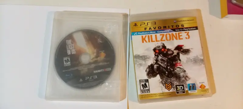 Juegos PS3: Killzone 3 y The Last of Us - 1