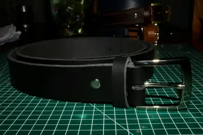 Cinturón de cuero hecho a mano - miniatura 3