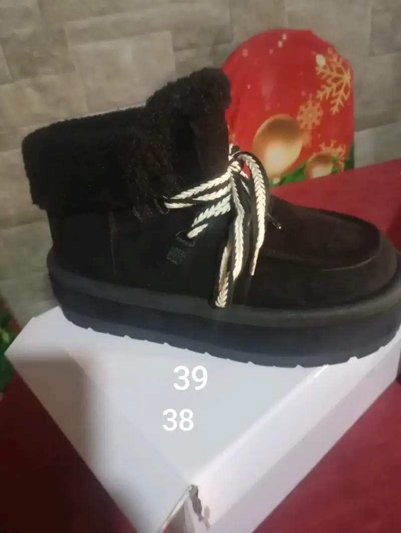 Botas negras acolchadas - 4