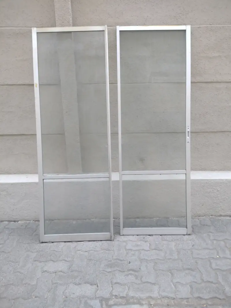 Puertas o ventanas de aluminio con vidrio - 4