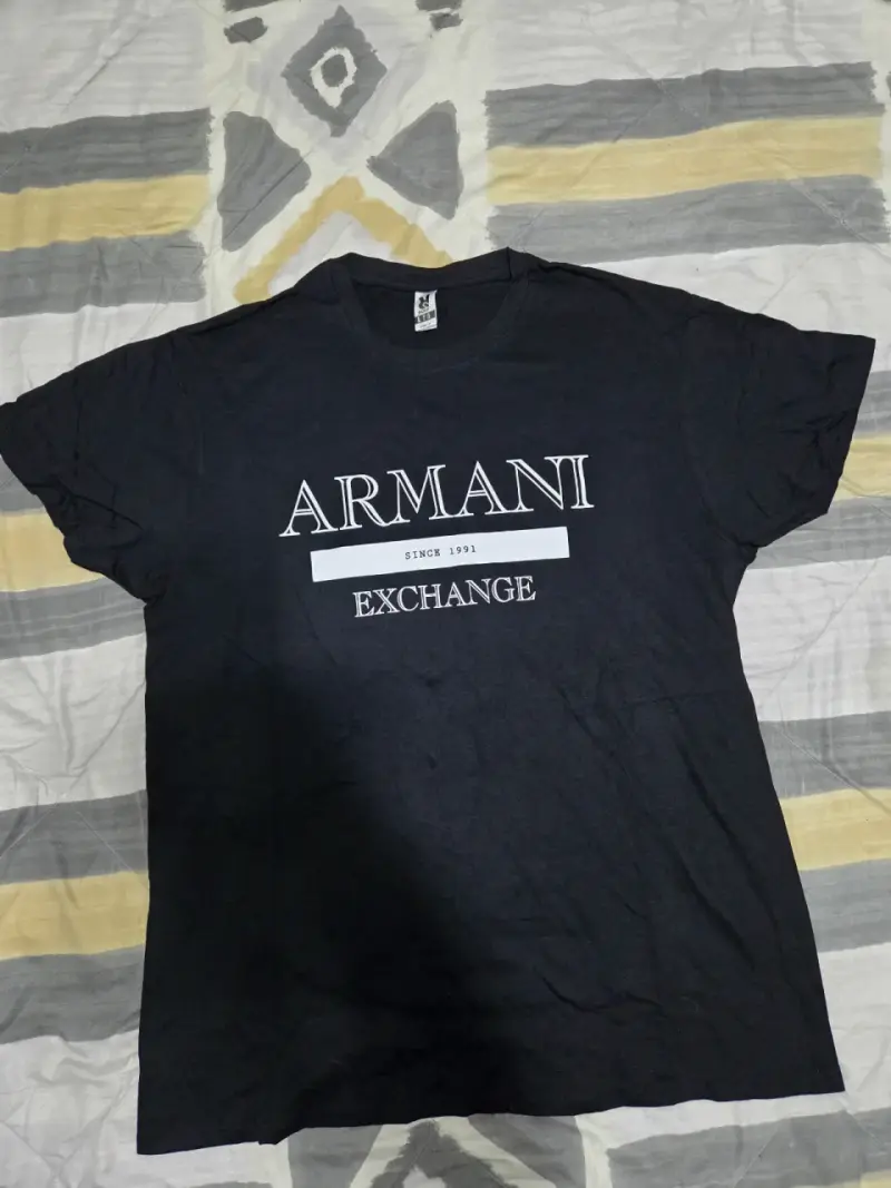 Polera negra