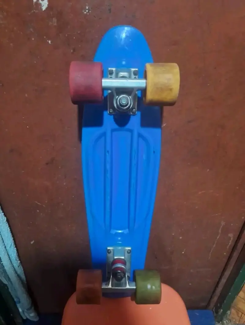Skateboard penny azul clásico