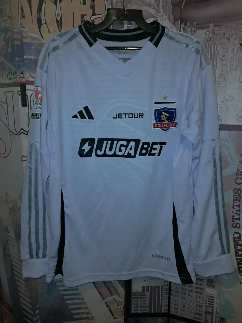Camiseta blanca Colo-Colo 2025