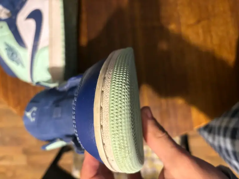 Zapatillas Jordan azul y verde - 2