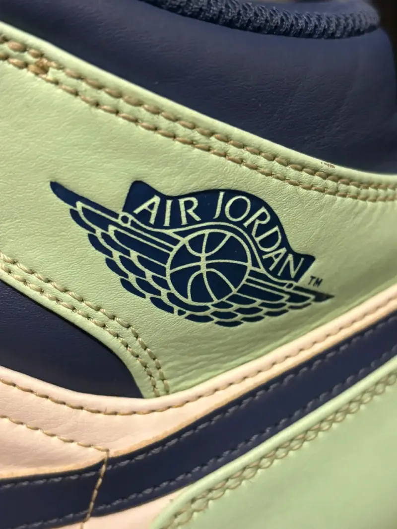 Zapatillas Jordan azul y verde - 4