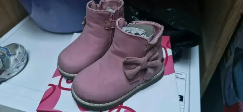 Botines rosados para niña - 1