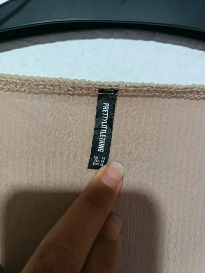 Polera beige de manga larga - miniatura 3