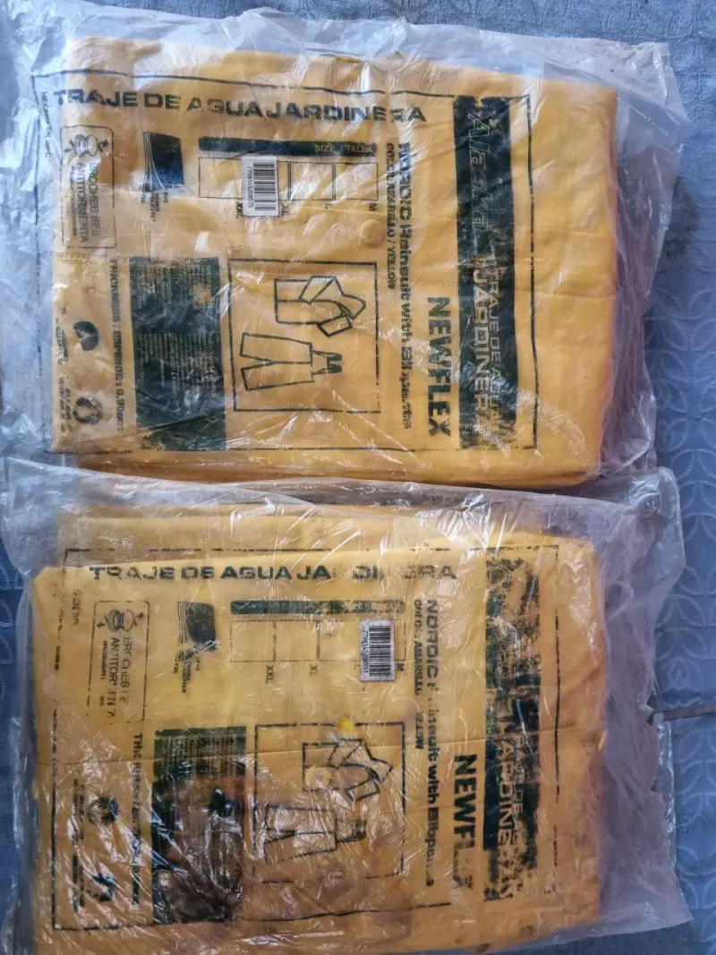 Traje de agua XL - 1