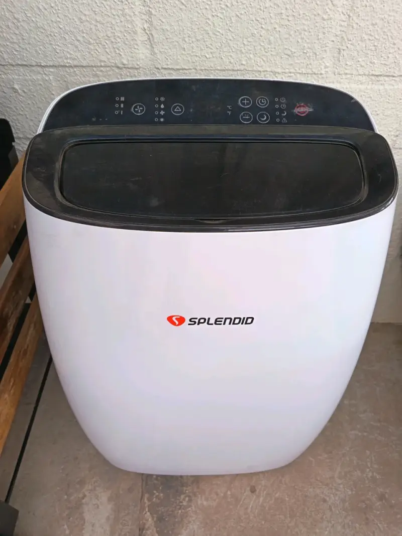Aire acondicionado portátil Splendid 9000btu - 2