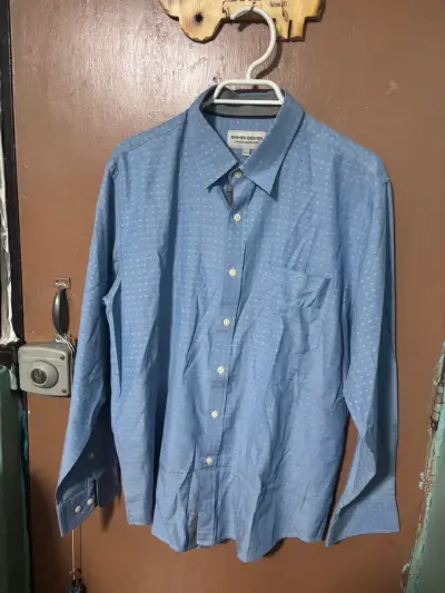 Camisa azul con diseño de puntos - miniatura 1
