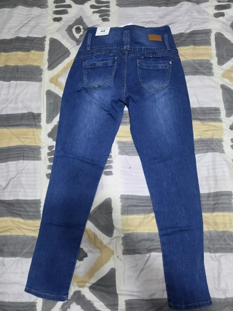 Jeans azules talle alto nuevos - 2