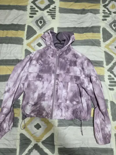 Cortaviento morado tie-dye - miniatura 1