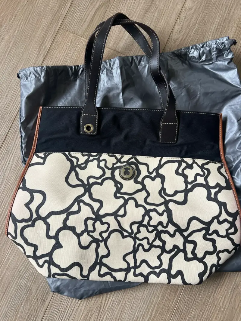 Bolso estampado negro y blanco - 1