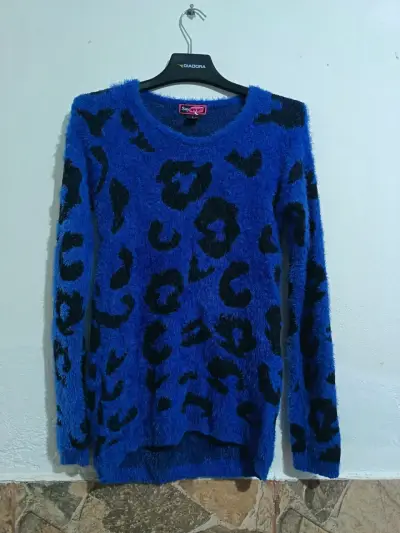 Suéter azul estampado animal - miniatura 2