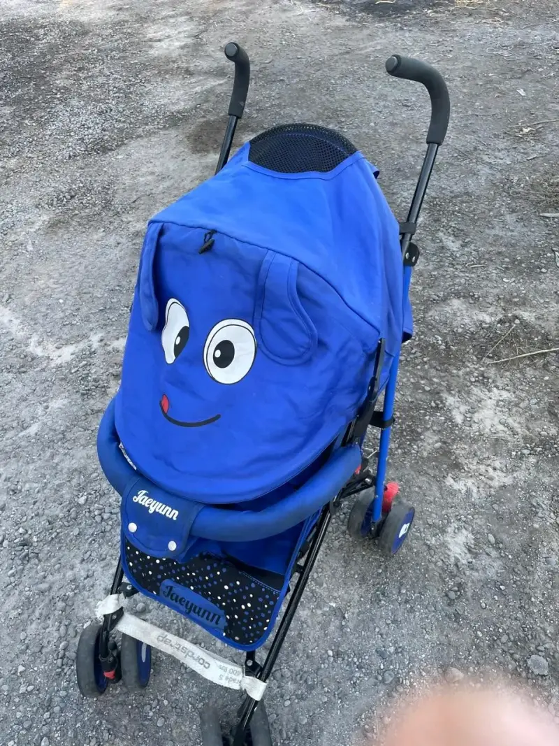 Coche de bebé azul - 2