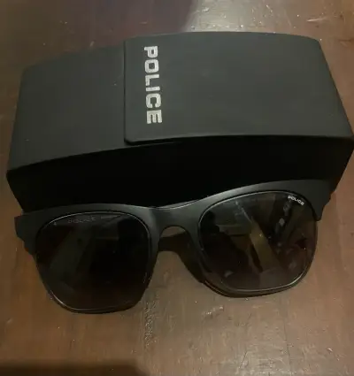 Gafas de sol negras Police - miniatura 2