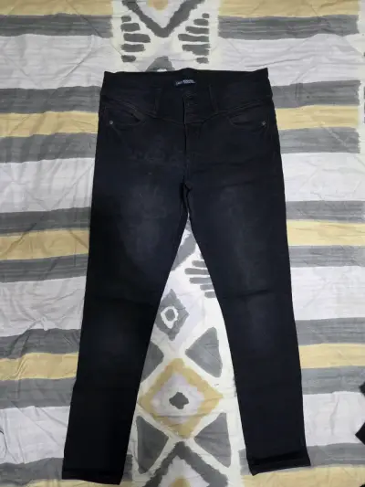 Jeans skinny negros - miniatura 1