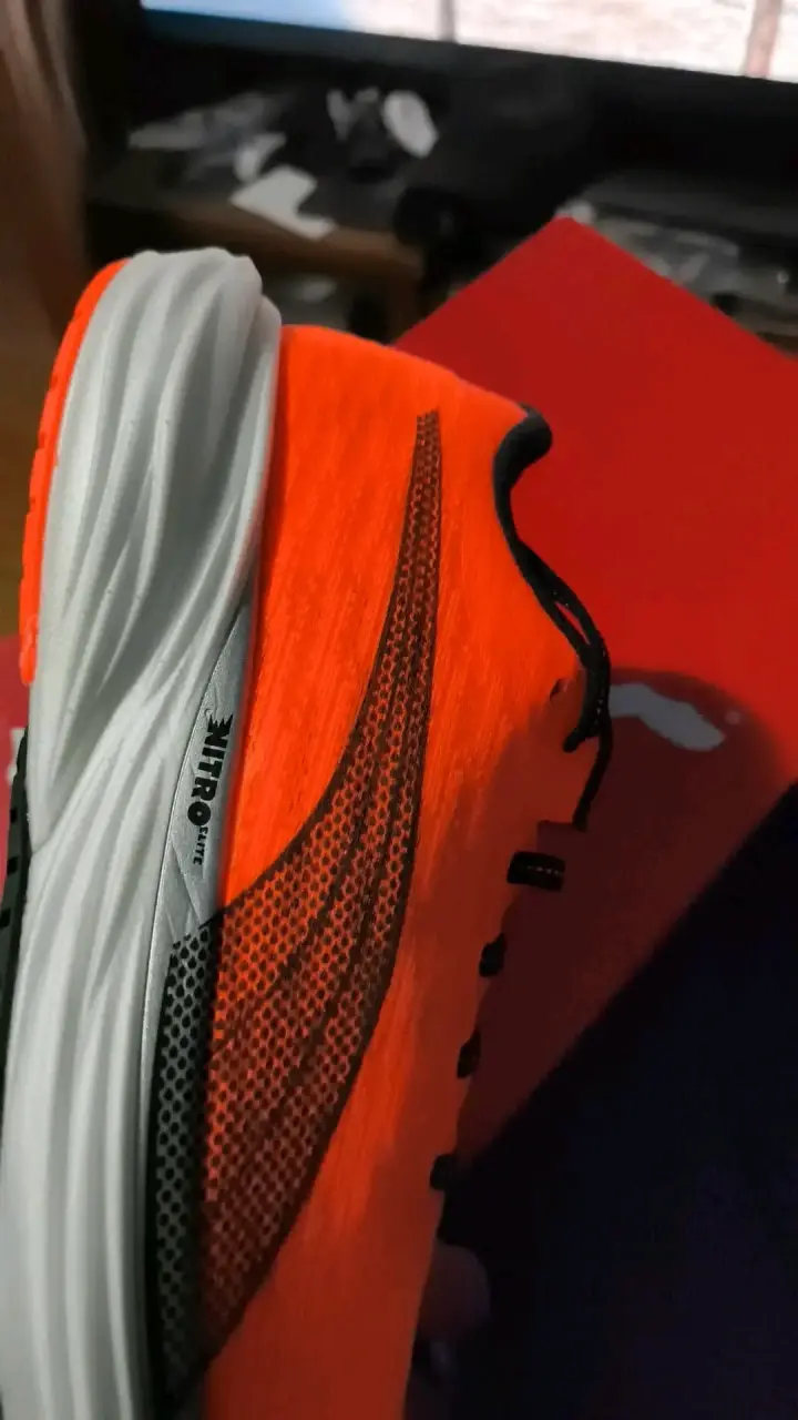 Zapatillas deportivas naranjas - 3