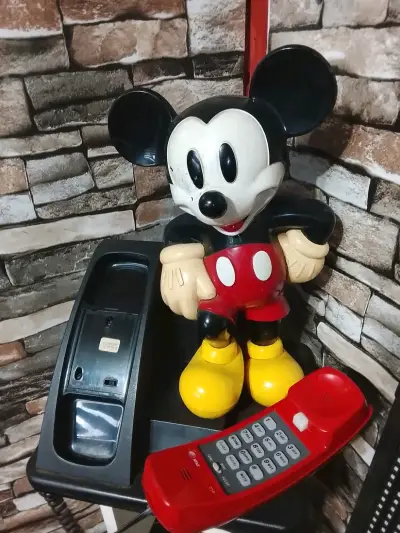 Teléfono vintage de Mickey Mouse - miniatura 2