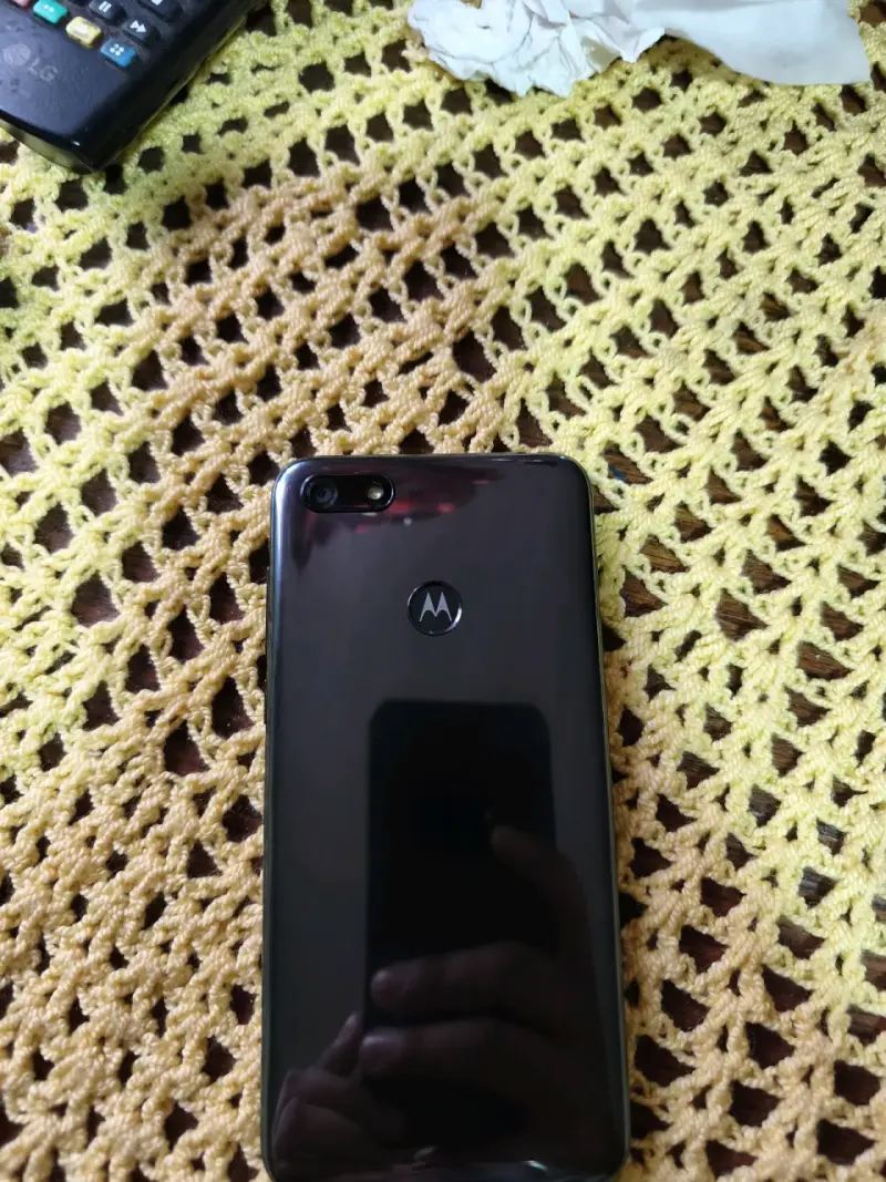 Celular Motorola azul - 3