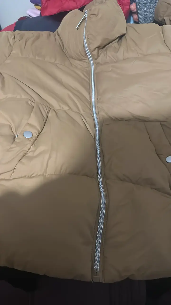 Parka negra acolchada - 5