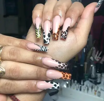 Uñas postizas decorativas - miniatura 4