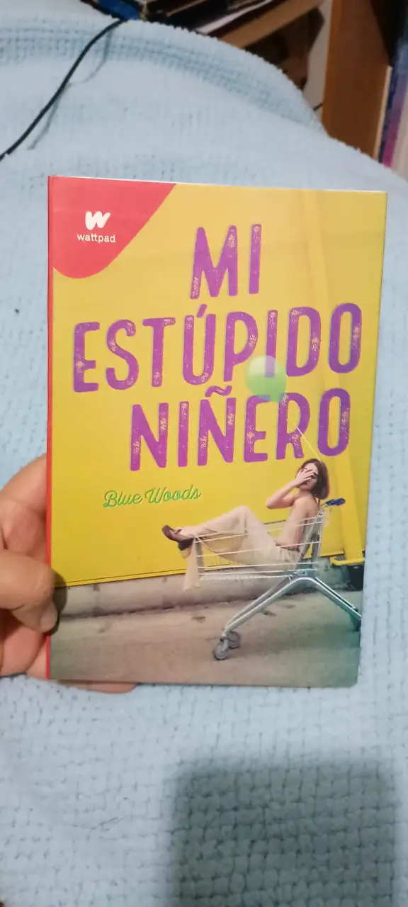 Libro Mi Estúpido Niñero - 1