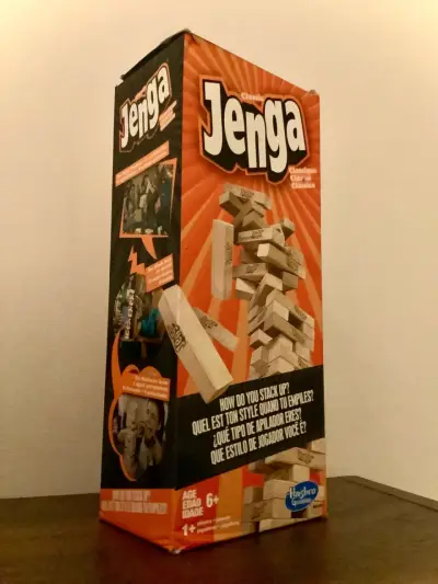 Juego De Mesa Jenga Clásico (Original Hasbro) - miniatura 1
